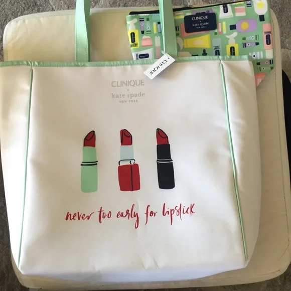 Clinique x Kate Spade New York Set Shopping Tote & Makeup Pouch - Picture 11 of 14